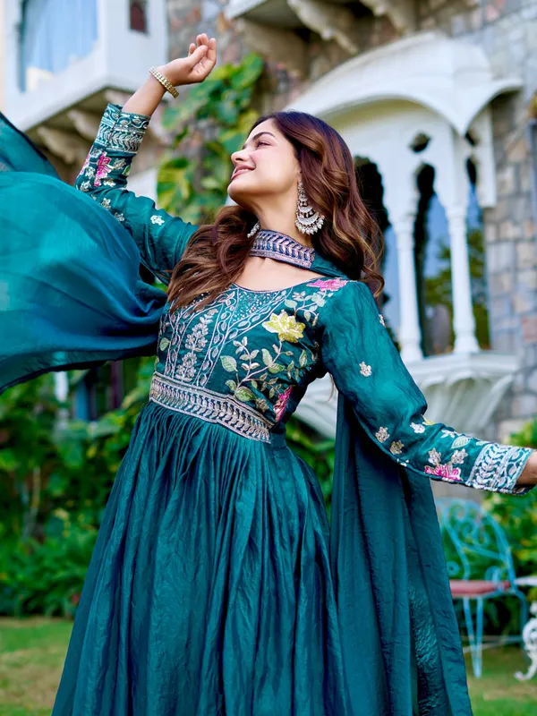 Green_Fendy_silk_Gowns_For_women