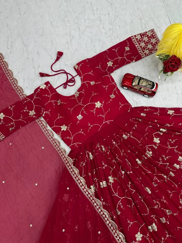 Red_Fox_Georgette_Gowns_For_women