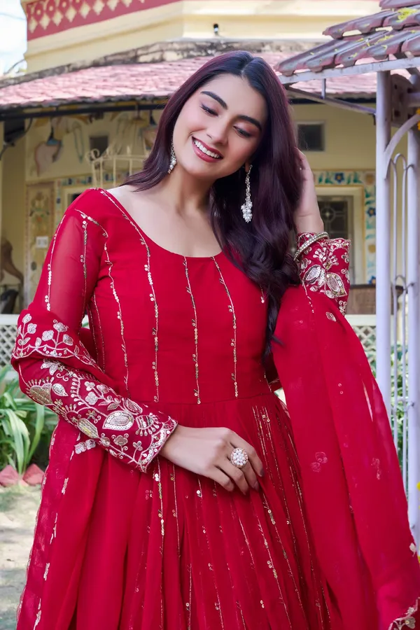 Red_Pure_Vichitra_Gowns_For_women