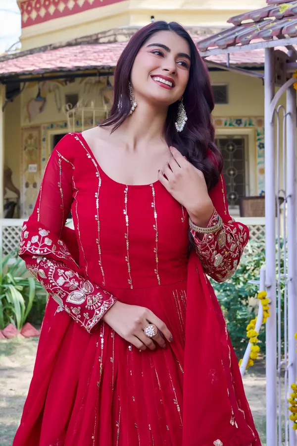 Red_Pure_Vichitra_Gowns_For_women