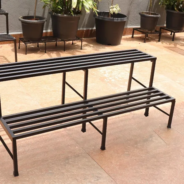 Iron_Lands_Oak_2_Step_37_Spectacular_3_Feet_Heavy_Duty_Sturdy_Metal_Perfect_Plant_Stands_Display_Rack_Indoor_Outdoor_For_Your_Home_Balcony_Hotel_And_Garden_Decor_Black