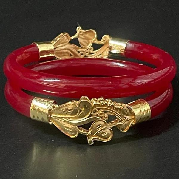 Red_Enamel_Bangles_With_Goldtone_Floral_Design_For_Women_(Set_Of_2)_Size_28