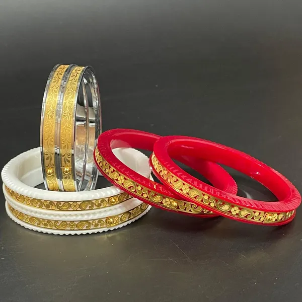 Traditional_Ethnic_Bangles_Set_Red_And_White_With_Golden_Floral_Design_For_Women_(Set_Of_8)