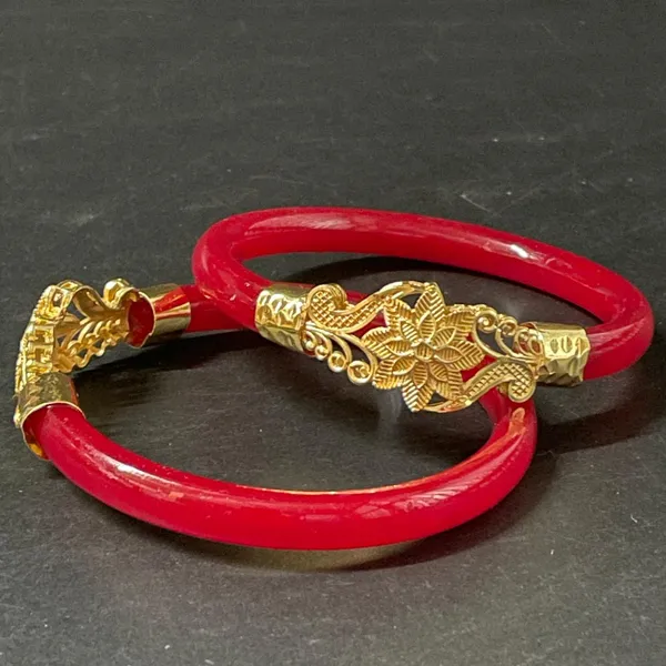 Traditional_Red_Bangles_With_Golden_Peacock_Design_For_Women_(Set_Of_2)