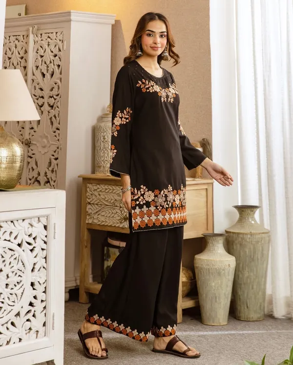 Elegant_Black_Embroidered_Kurti_&_Palazzo_Set_for_Women