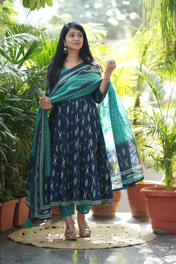 Navy_Blue_Cotton_Kurta_Set_With_Dupatta_For_Women