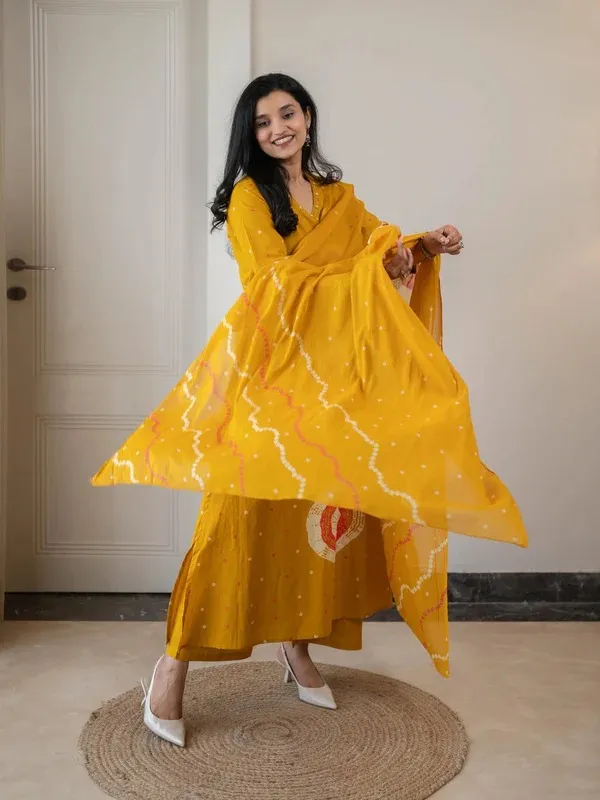 Mustard_Bandhani_Print_Kurta_Set_with_Dupatta