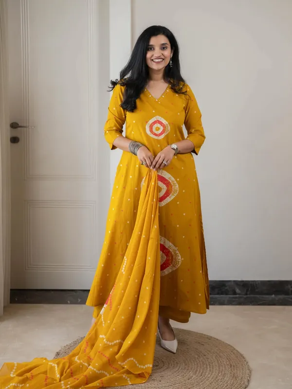 Mustard_Bandhani_Print_Kurta_Set_with_Dupatta