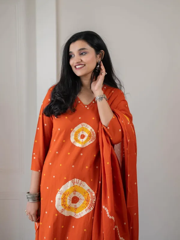 Orange_Bandhani_Print_Kurta_Set_with_Dupatta