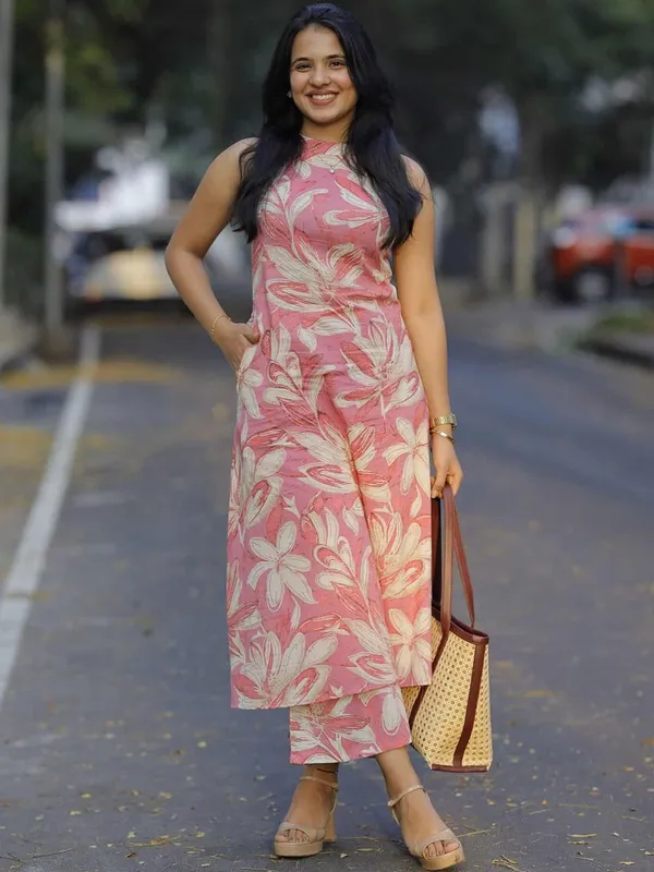 Women_Pink_Printed_Cotton_Kurta_Palazzo_Set_–_Stylish_Casual_Ethnic_Wear