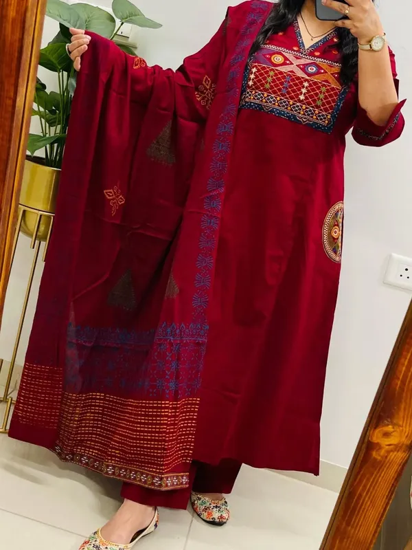 Women’s_Embroidered_Cotton_Kurti_Pant_&_Dupatta_Set_–_Wine_Maroon