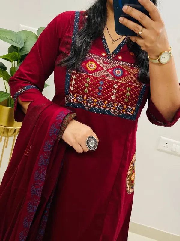 Women’s_Embroidered_Cotton_Kurti_Pant_&_Dupatta_Set_–_Wine_Maroon