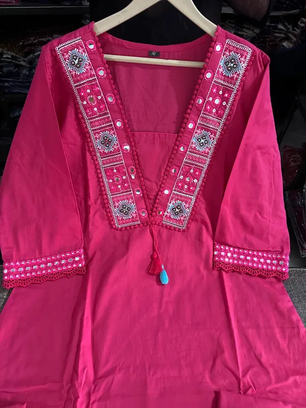 Women’s_Magenta_Embroidered_Kurta_Pant_Set_with_Dupatta_|_Elegant_Ethnic_Wear