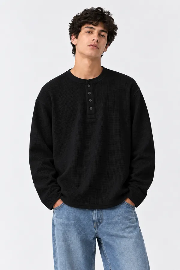 BUMEU_Henley_Boxy_Fit_Tee_Black