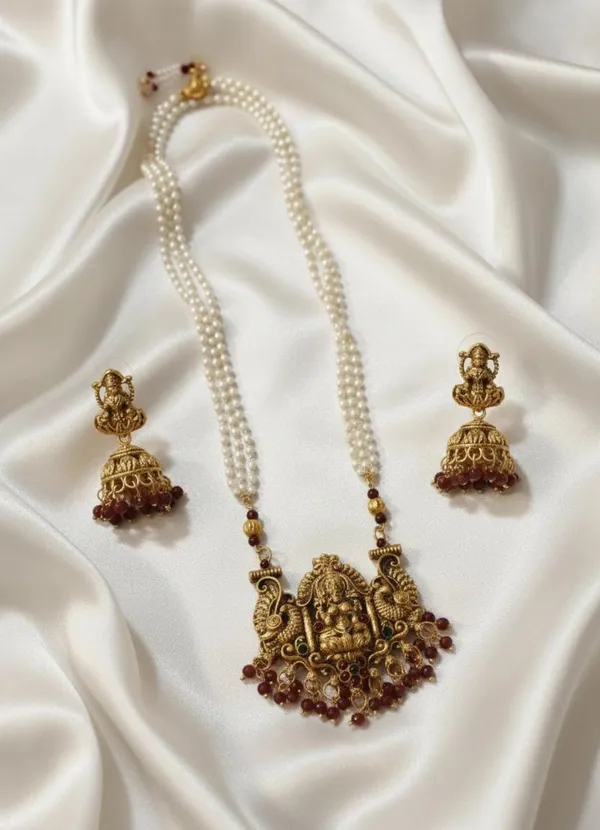 Temple_Jewellery_Set_For_Women_Gold_Plated_South_Indian_Lakshmi_Pendant_Pearl_Long_Necklace_With_Jhumka_Earrings_Traditional_Fashion_Jewellery