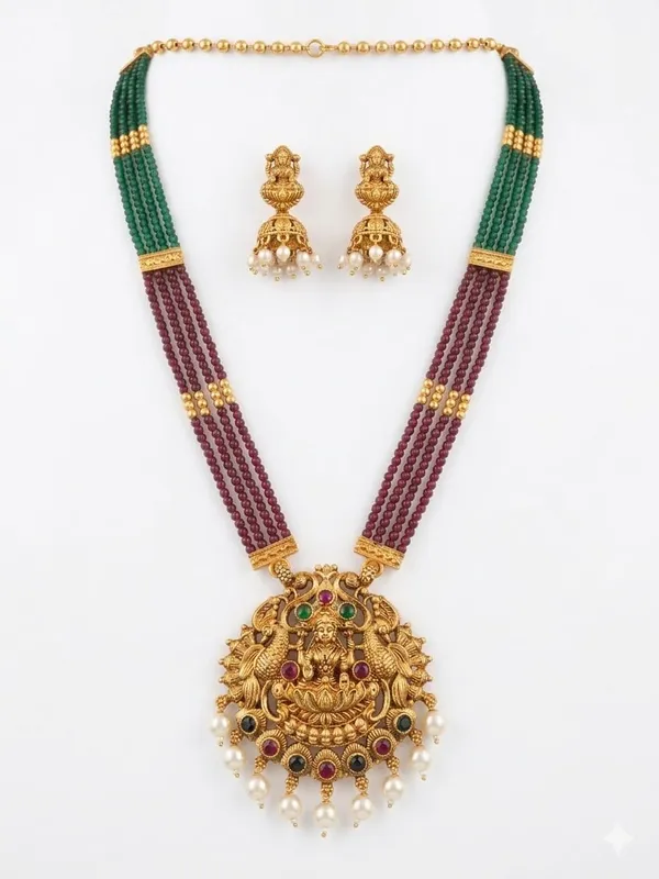 Lakshmi_Devi_Pearl_Pendant_With_4_Line_Crystal_Mala_With_Earring_For_Women