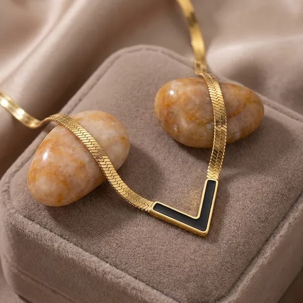 Gold_Waterproof_Anti_Tarnish_Minimal_V_Shape_Necklace