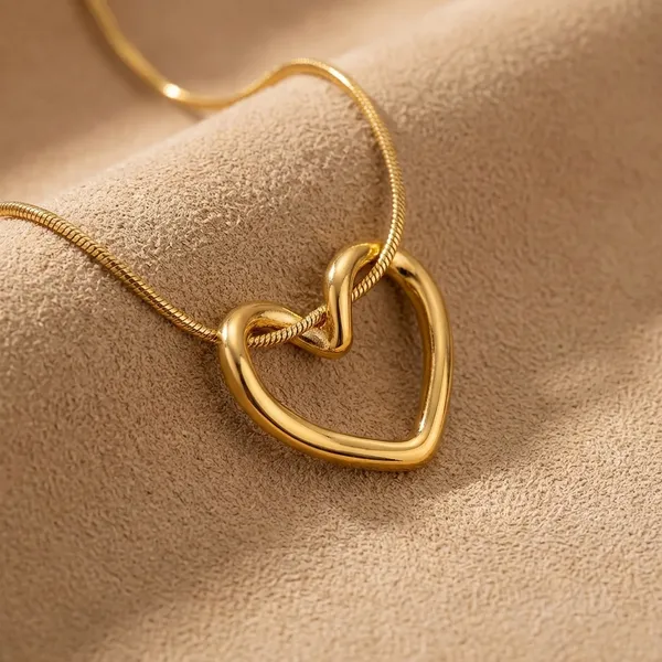 Gold_Anti_Tarnish_Heart_Shape_Necklace