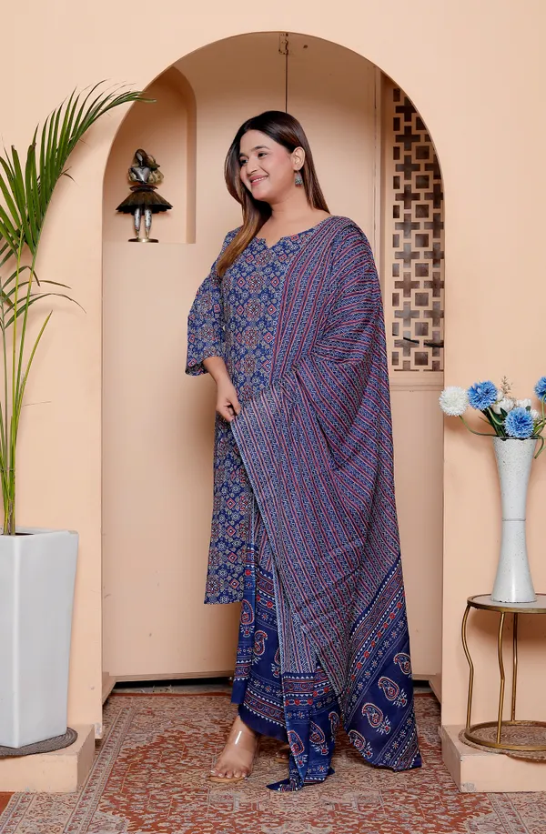 Womens_Blue_Printed_Kurta_Set_With_Matching_Pants