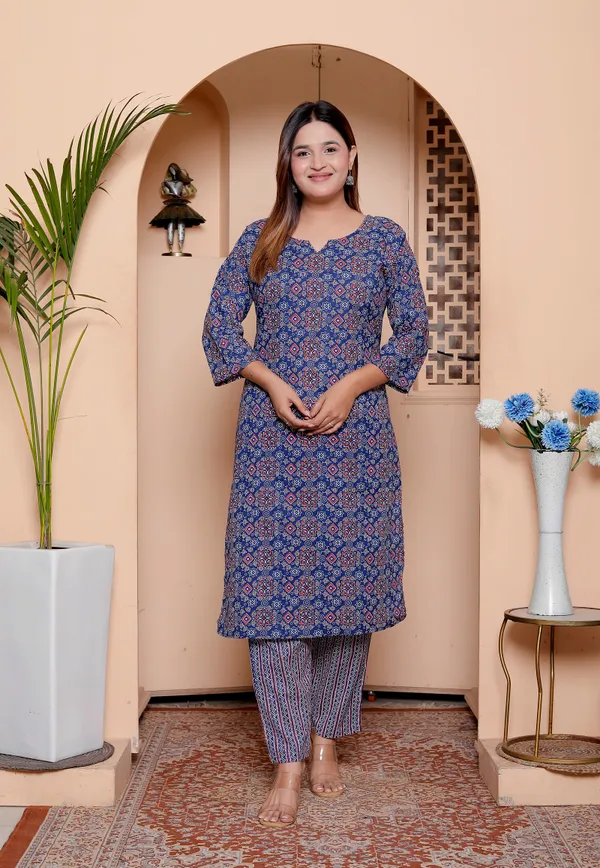 Womens_Blue_Printed_Kurta_Set_With_Matching_Pants