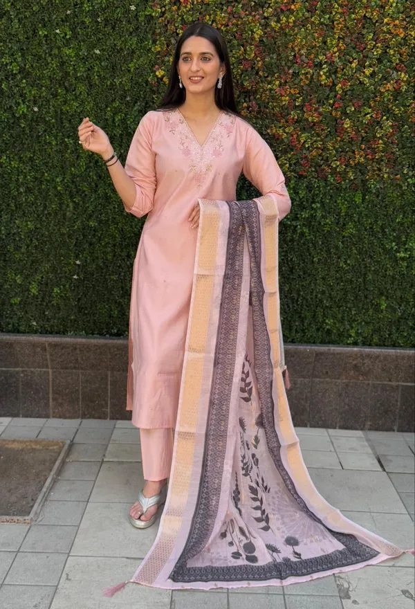 Pink_Roman_Silk_Embroidered_Salwar_Suit_Set_With_Dupatta_For_Woman