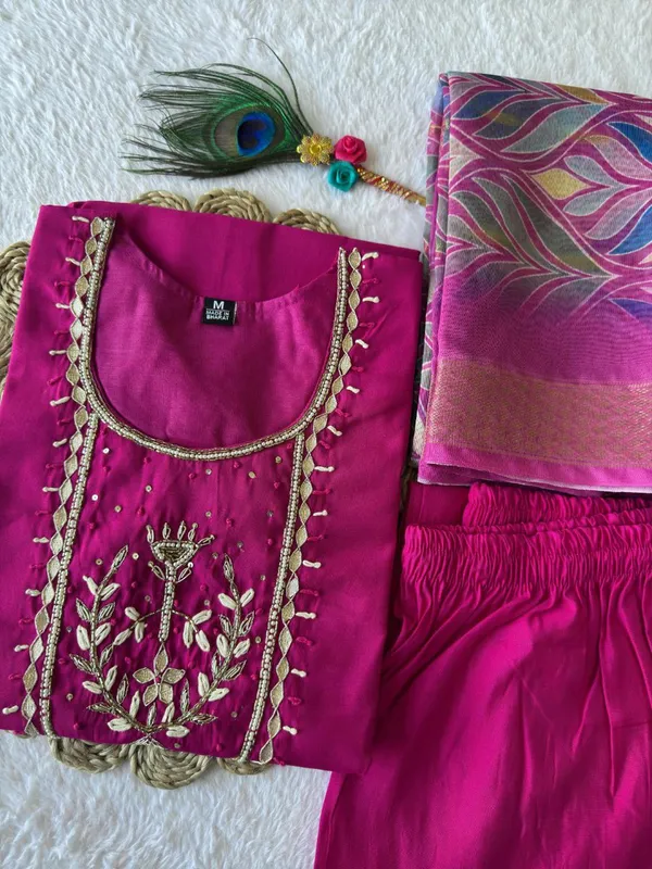Magenta_Pink_Roman_Silk_Embroidered_Kurta_Set_With_Printed_Dupatta_For_Woman