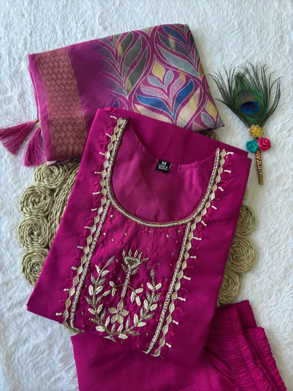 Magenta_Pink_Roman_Silk_Embroidered_Kurta_Set_With_Printed_Dupatta_For_Woman