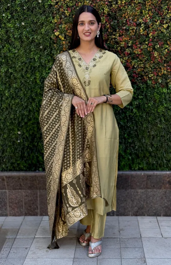 Pistachio_Green_Roman_Silk_Embroidered_Salwar_Suit_Set_With_Banarasi_Dupatta_For_Woman