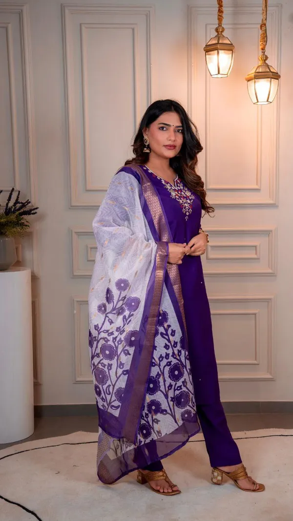 Purple_Roman_Silk_Embroidered_Salwar_Suit_Set_With_Banarasi_Dupatta_For_Woman