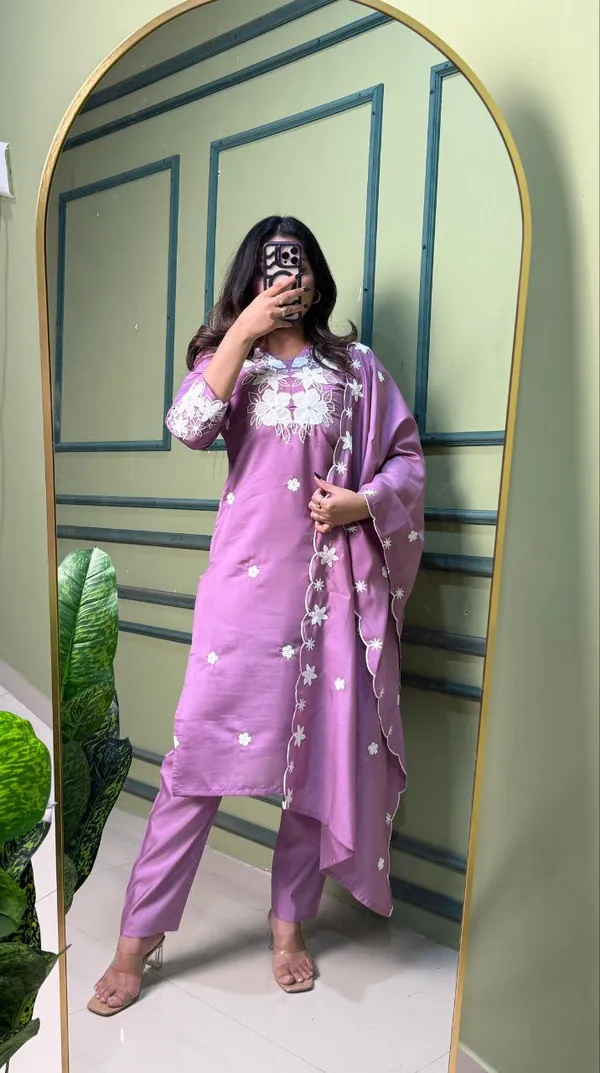 Mauve_Purple_Roman_Silk_Embroidered_Ethnic_Suit_Set_With_Dupatta_For_Woman