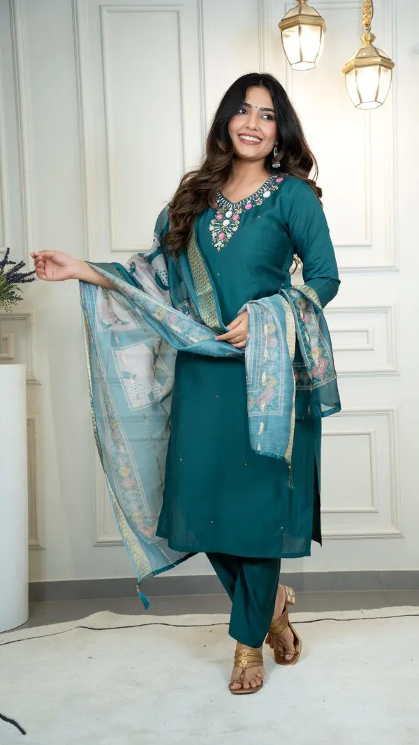 Teal_Roman_Silk_Embroidered_Salwar_Suit_Set_With_Banarasi_Dupatta_For_Woman