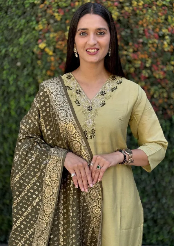 Pistachio_Green_Roman_Silk_Embroidered_Salwar_Suit_Set_With_Banarasi_Dupatta_For_Woman