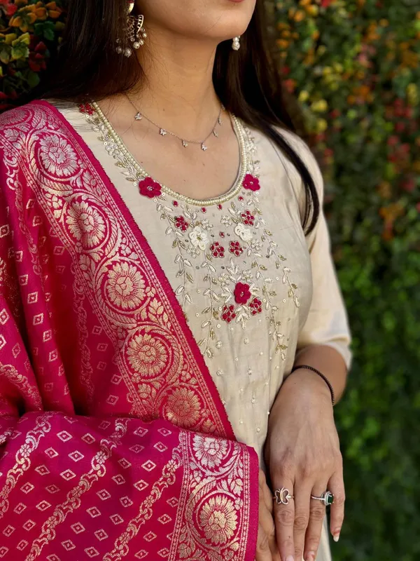 Beige_And_Pink_Roman_Silk_Kurta_Set_With_Banarasi_Dupatta_For_Woman