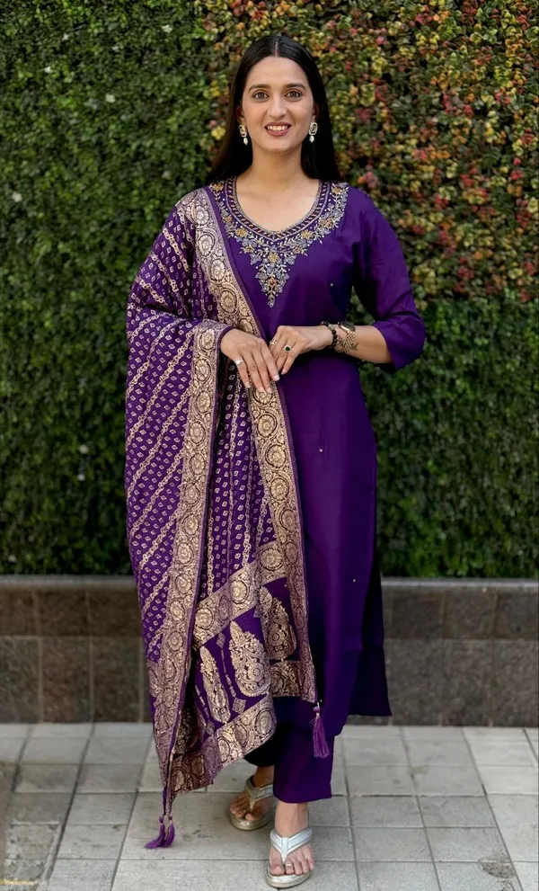 Purple_Roman_Silk_Embroidered_Kurta_Set_With_Banarasi_Dupatta_For_Woman