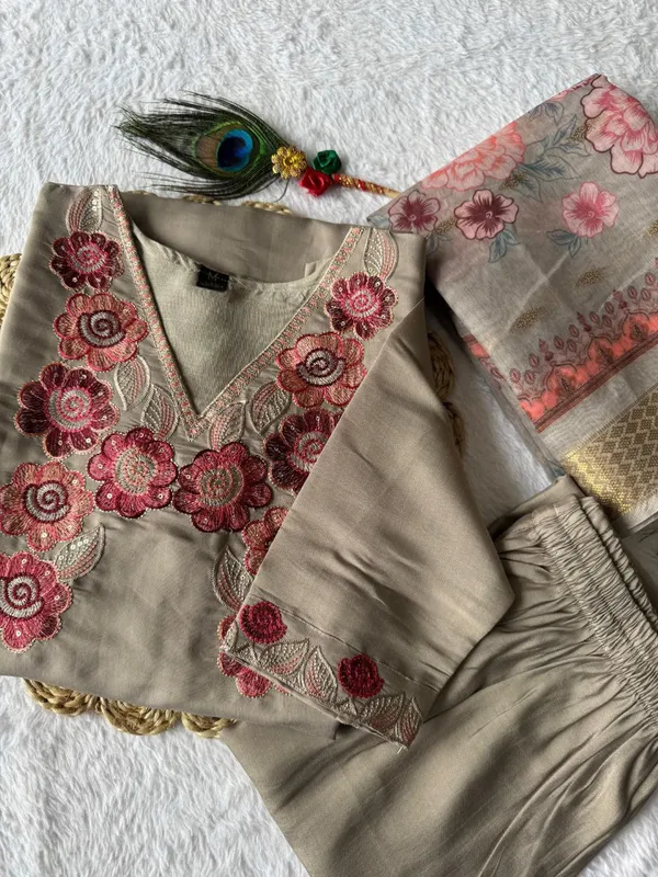 Grey_Roman_Silk_Embroidered_Kurta_Set_With_Floral_Dupatta_For_Woman