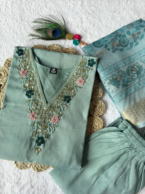 Aqua_Blue_Roman_Silk_Embroidered_Kurta_Set_With_Dupatta_For_Woman