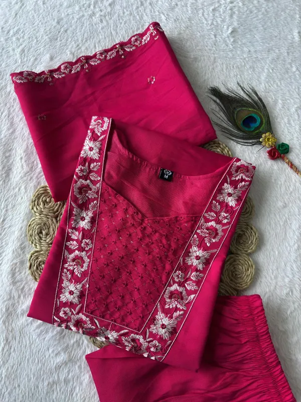 Magenta_Roman_Silk_Embroidered_Salwar_Suit_With_Dupatta_For_Woman