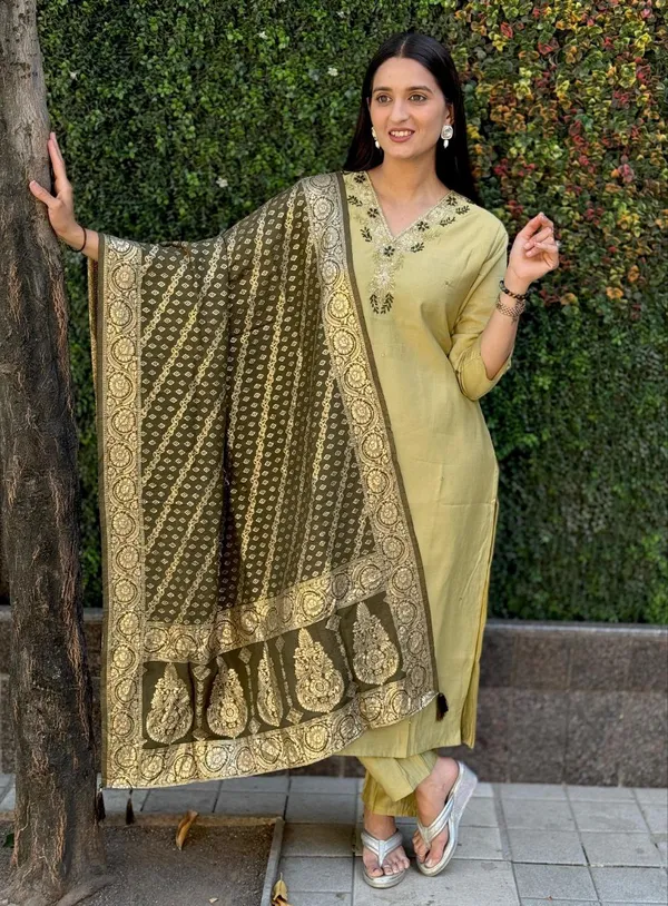Pistachio_Green_Roman_Silk_Embroidered_Salwar_Suit_Set_With_Banarasi_Dupatta_For_Woman