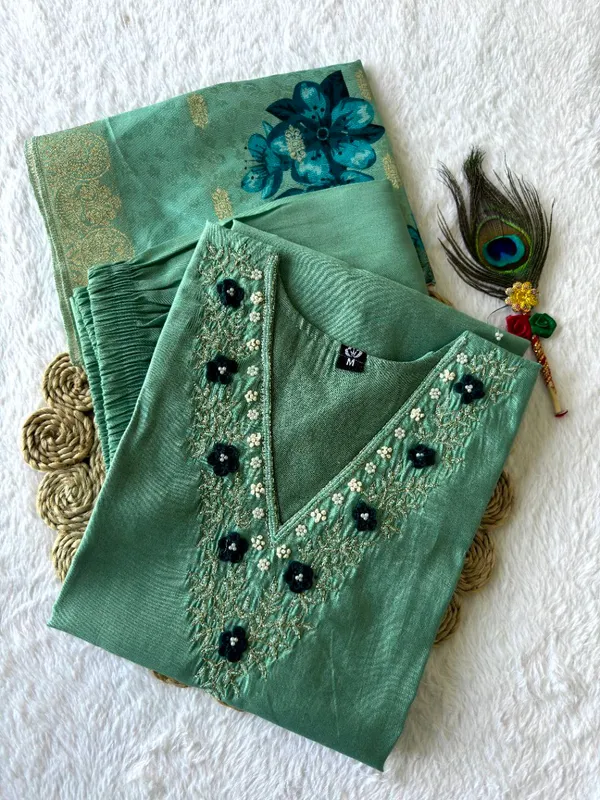 Sea_Green_Roman_Silk_Embroidered_Kurta_Set_With_Dupatta_For_Woman