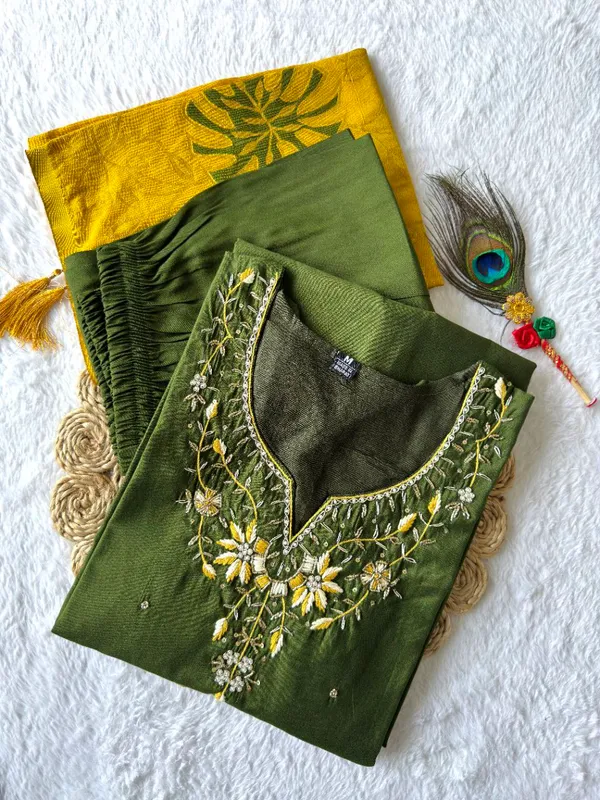 Mehendi_Green_Roman_Silk_Embroidered_Salwar_Suit_With_Dupatta_For_Woman