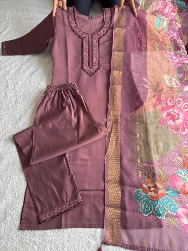 Mauve_Roman_Silk_Embroidered_Kurta_Set_With_Dupatta_For_Woman