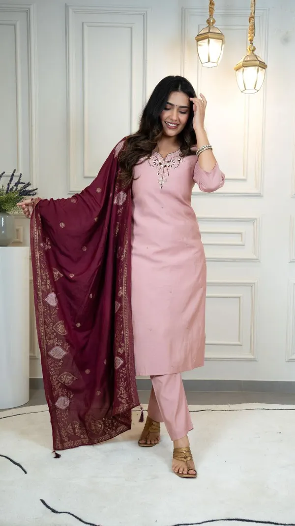 Pink_And_Maroon_Roman_Silk_Embroidered_Salwar_Suit_Set_With_Banarasi_Dupatta_For_Woman