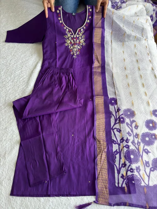 Purple_Roman_Silk_Embroidered_Salwar_Suit_Set_With_Banarasi_Dupatta_For_Woman