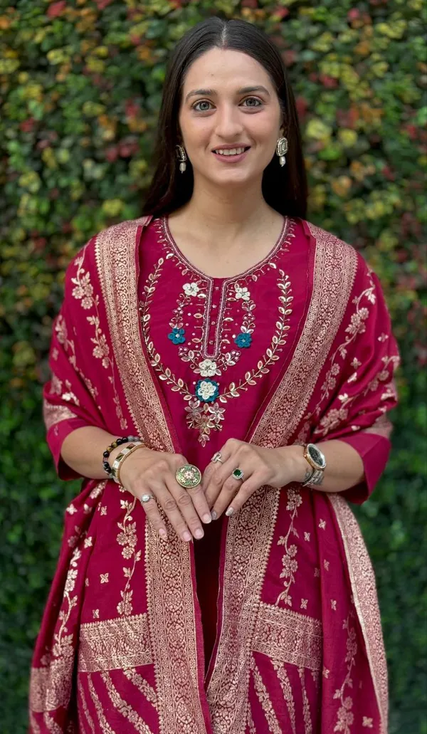 Maroon_Roman_Silk_Embroidered_Kurta_Set_With_Banarasi_Dupatta_For_Woman