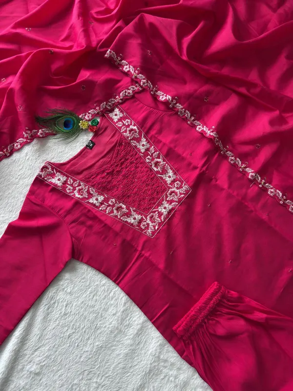 Magenta_Roman_Silk_Embroidered_Salwar_Suit_With_Dupatta_For_Woman