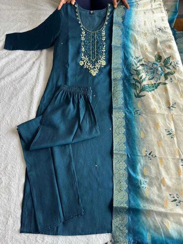 Teal_Blue_Roman_Silk_Embroidered_Kurta_Set_With_Dupatta_For_Woman