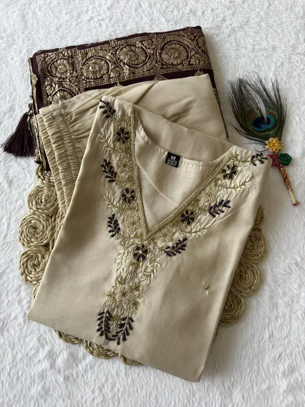 Pistachio_Green_Roman_Silk_Embroidered_Salwar_Suit_Set_With_Banarasi_Dupatta_For_Woman