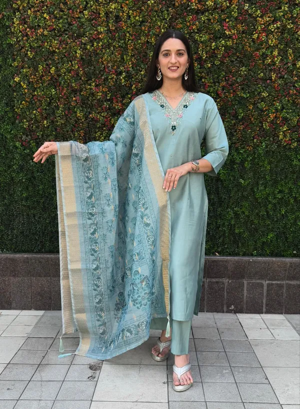 Aqua_Blue_Roman_Silk_Embroidered_Kurta_Set_With_Dupatta_For_Woman