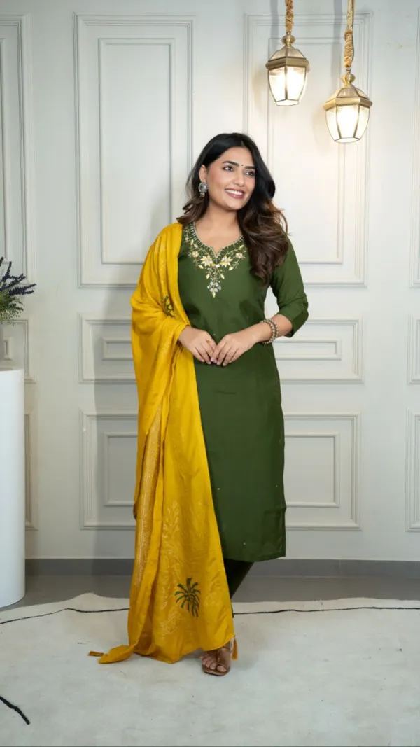 Mehendi_Green_Roman_Silk_Embroidered_Salwar_Suit_With_Dupatta_For_Woman