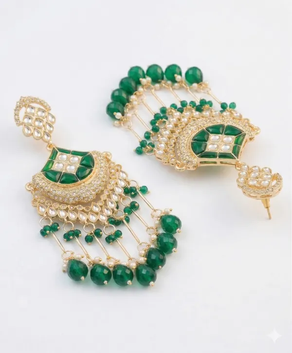 Elegant_Kundan_And_Pearl_Passa/Jhoomar_With_Emerald_Green